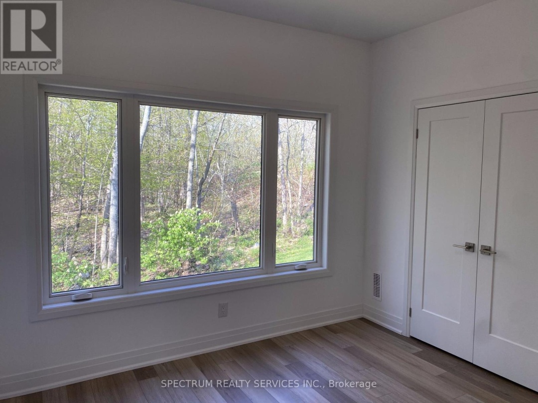 6 Marina Village Drive, Georgian Bay