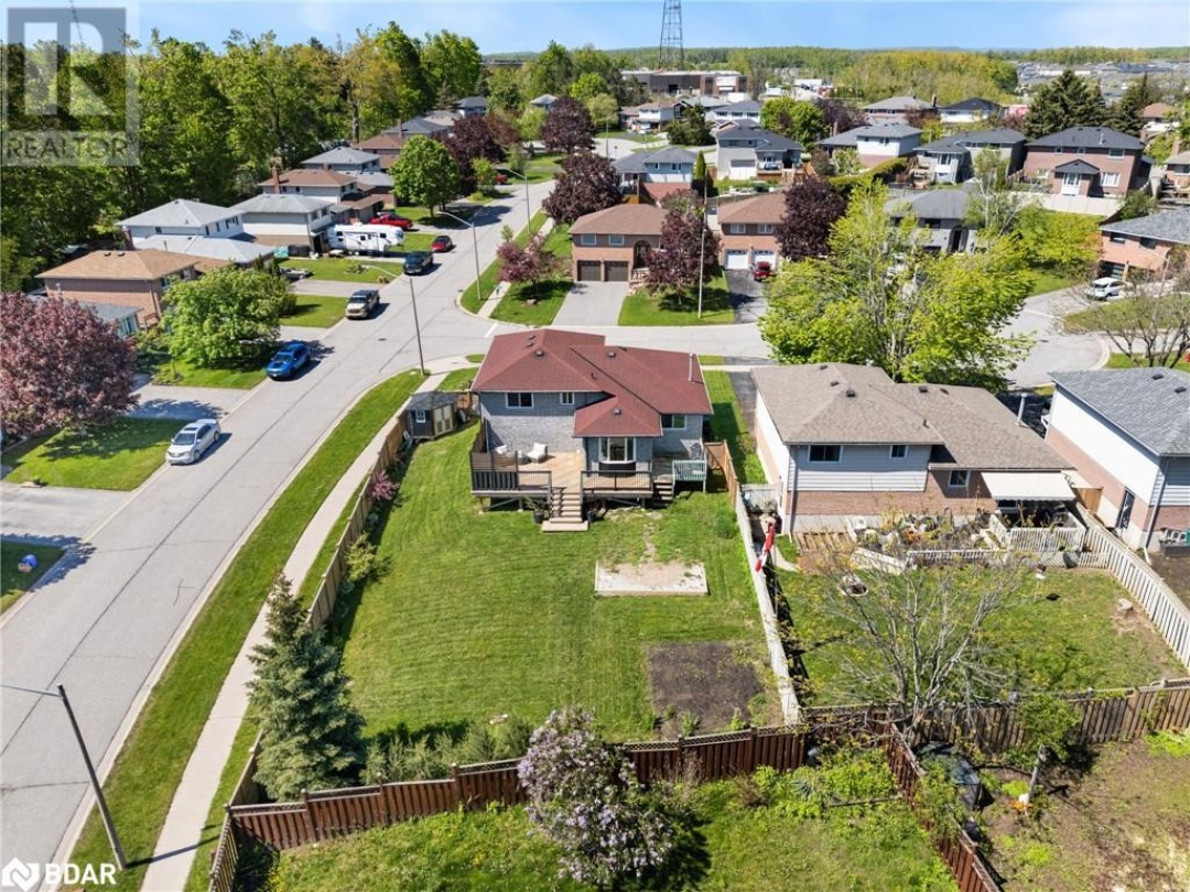 2 CHESTNUT Place, 