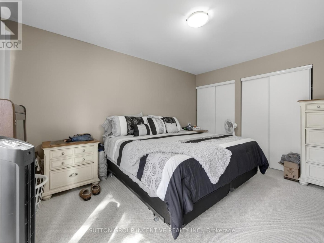 36 - 12 LANKIN BOULEVARD, 