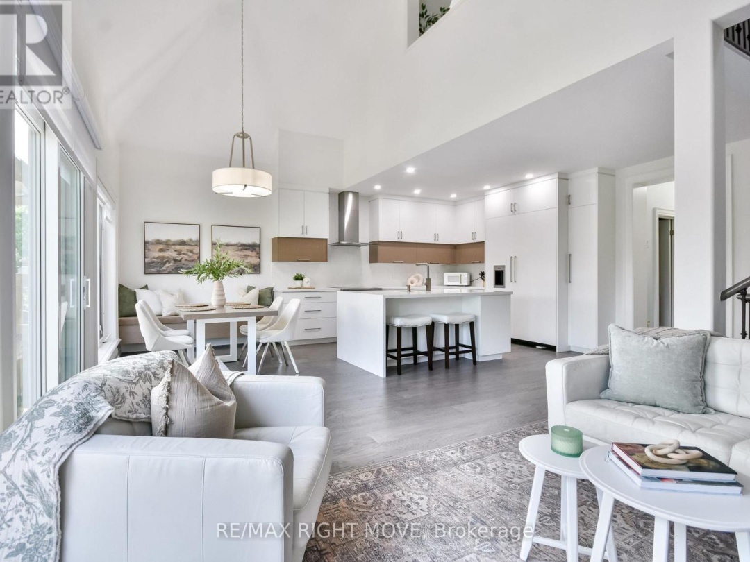 28 - 10 INVERMARA COURT, 