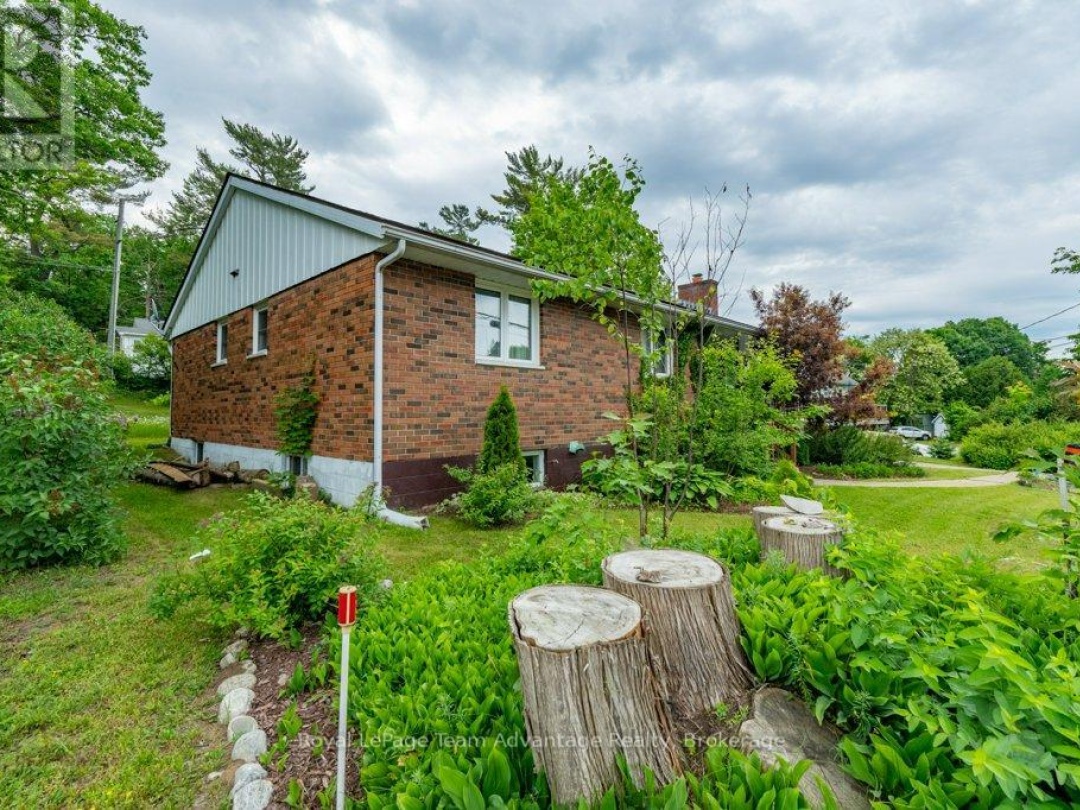 1 VICTORIA AVENUE, 