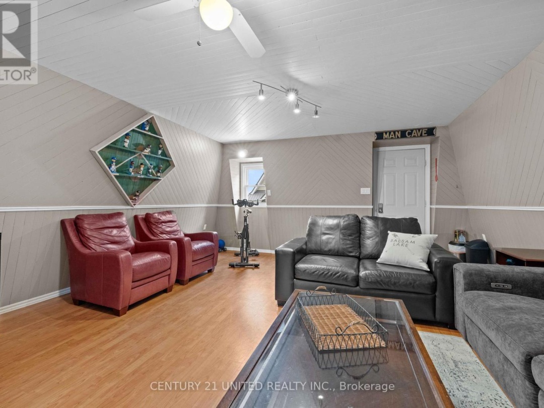 586 BIRCH POINT ROAD, 