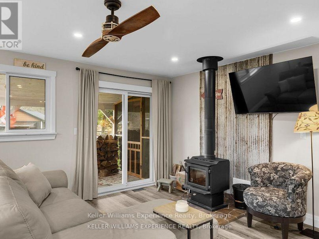 4027 Glen Cedar Drive, Lake Simcoe