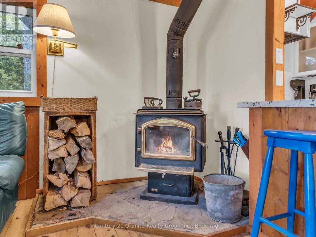 1120 S Clear Lake Road, Clear Lake