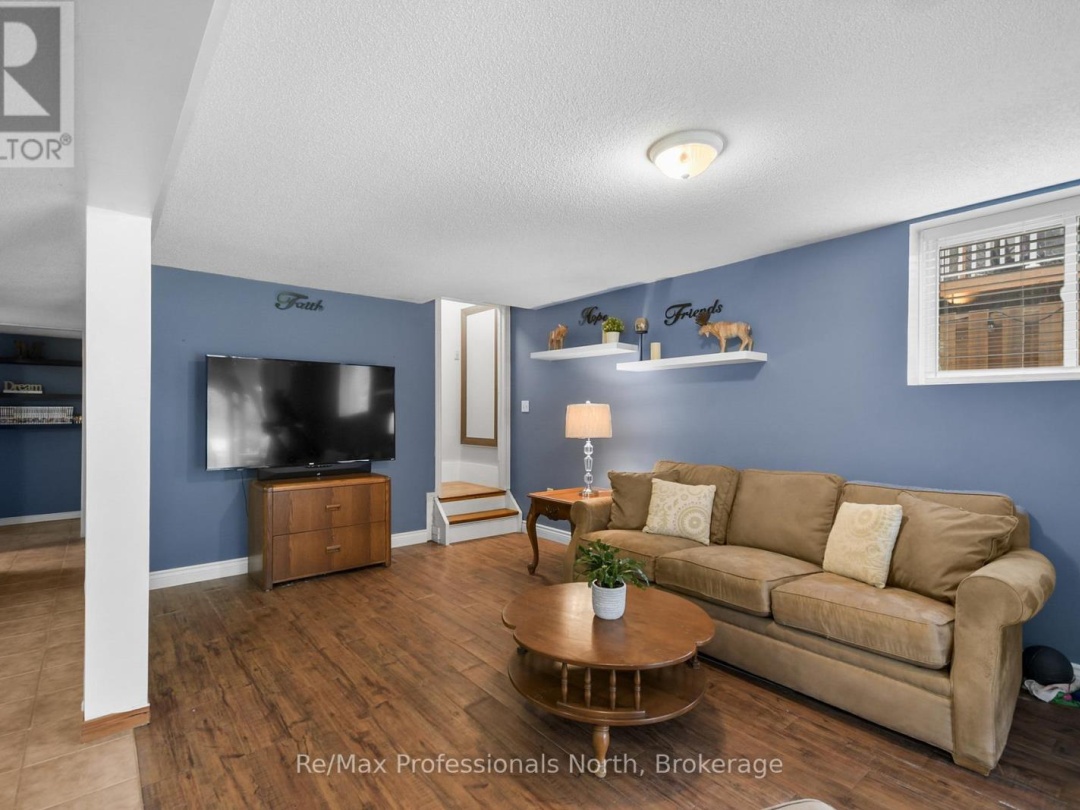 180 FERNWOOD DRIVE, 