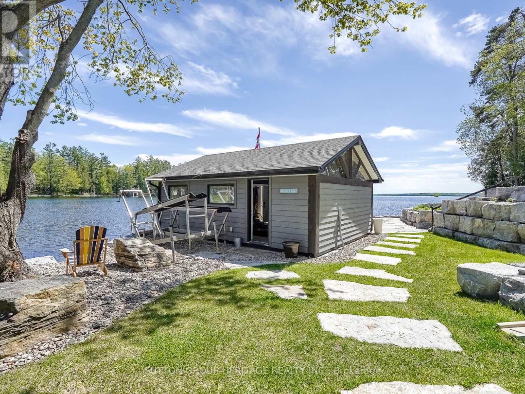 30 Pirates Glen Drive Nw, Pigeon Lake