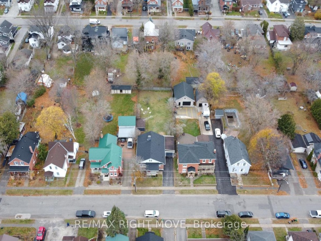 206 MARY STREET, Orillia
