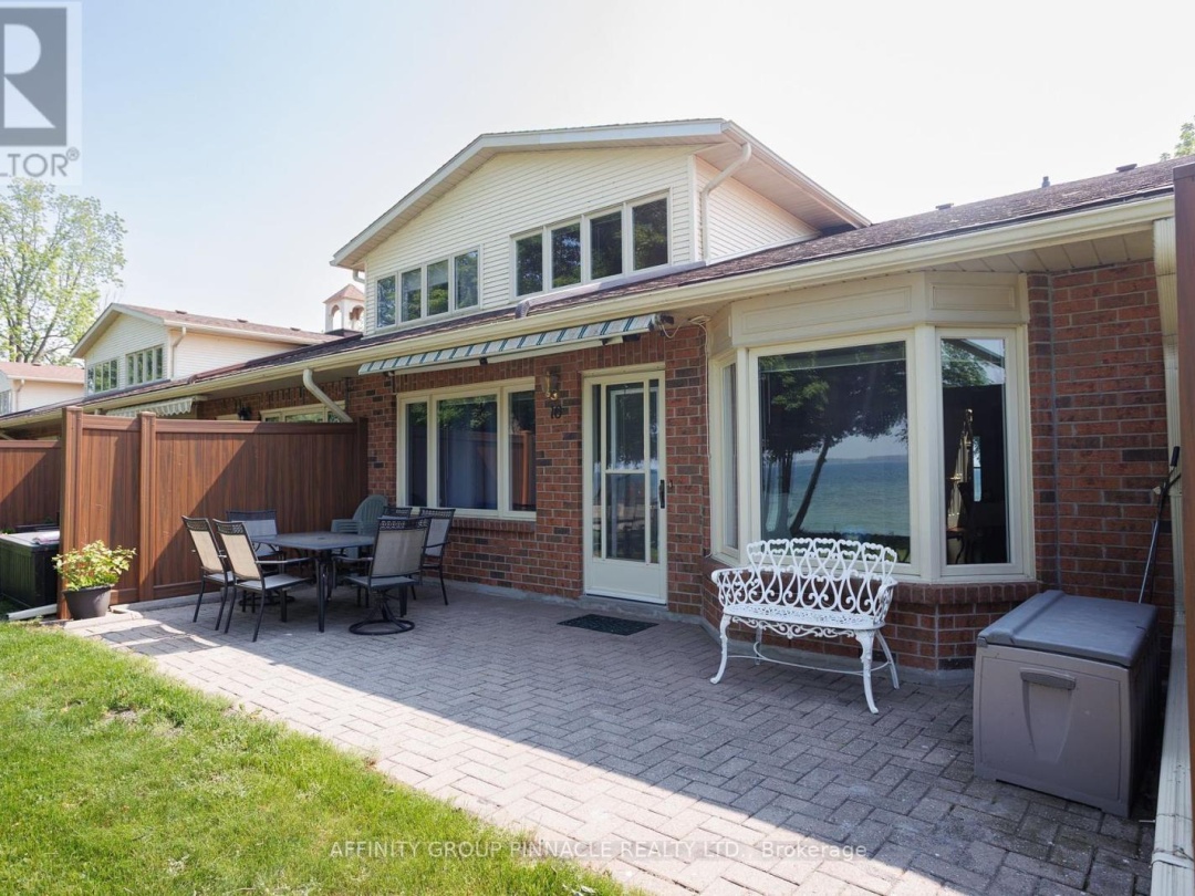 16 - B90 PARKLAWN BOULEVARD, 