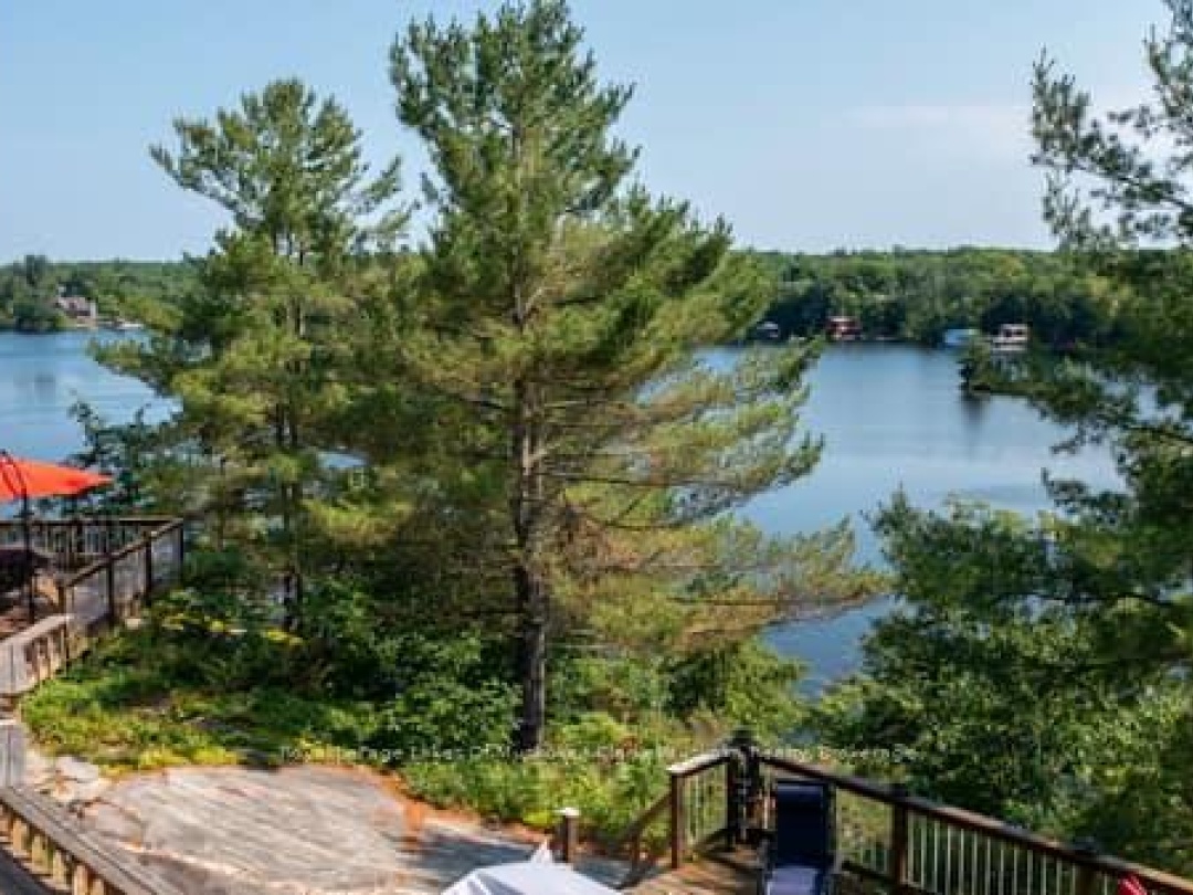 104 POINTS OF VIEW ROAD, 