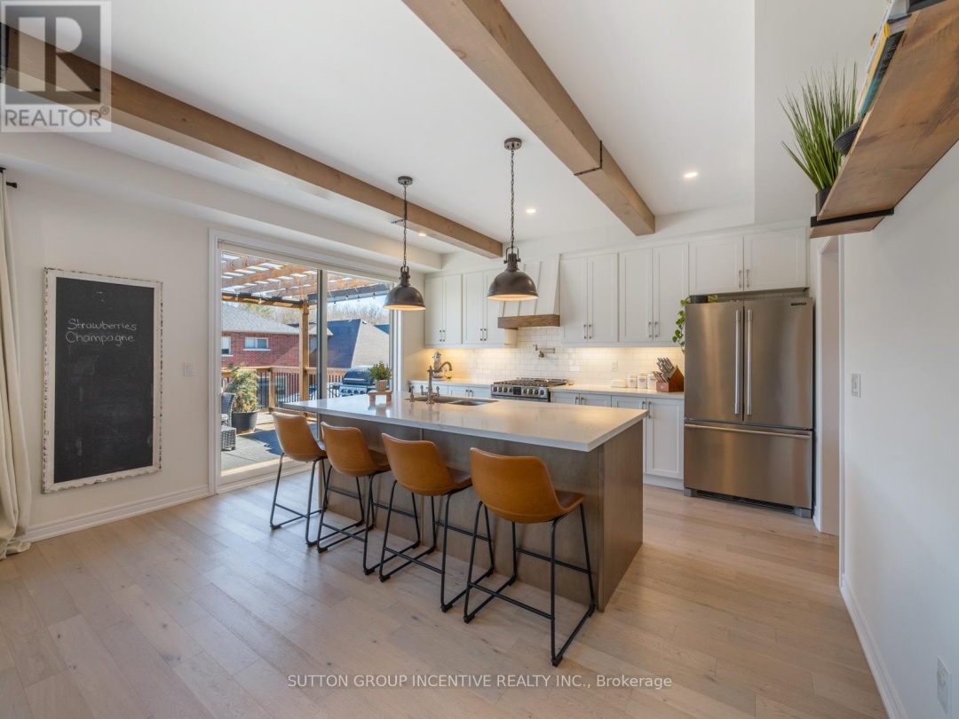 3007 Annalysse Drive, Orillia