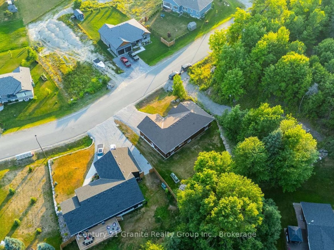 7 MARLUC AVENUE, 