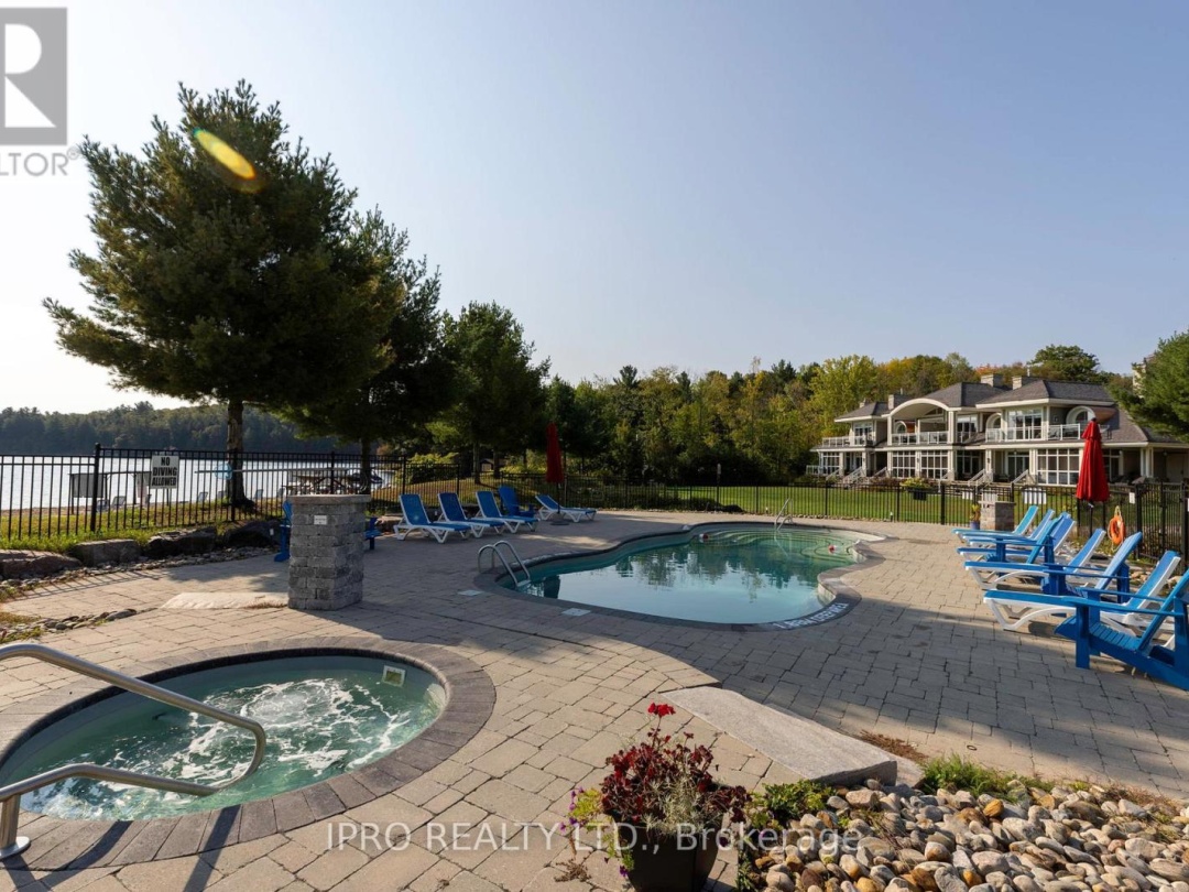 16 - 1869 MUSKOKA RD 118 WEST ROAD, Lake Muskoka