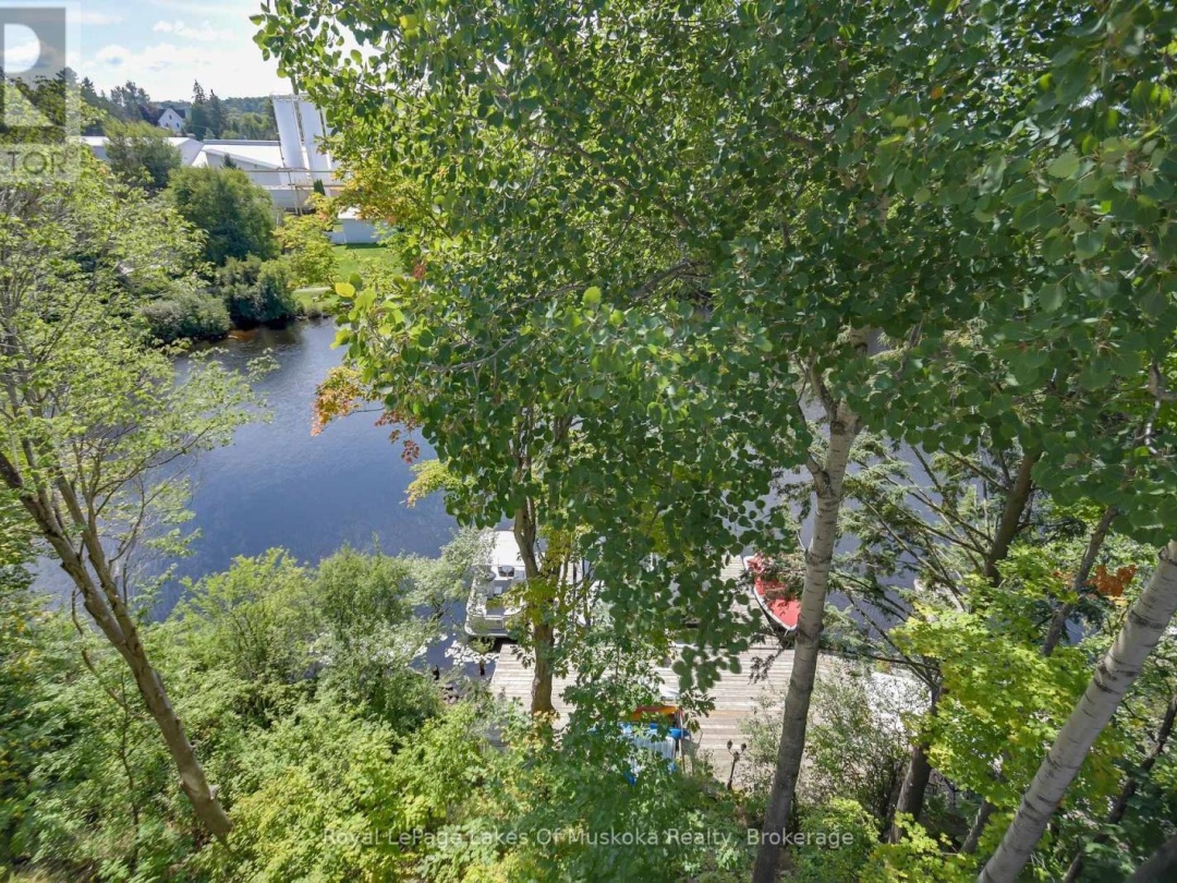 401 31 Dairy Lane, Lake Muskoka