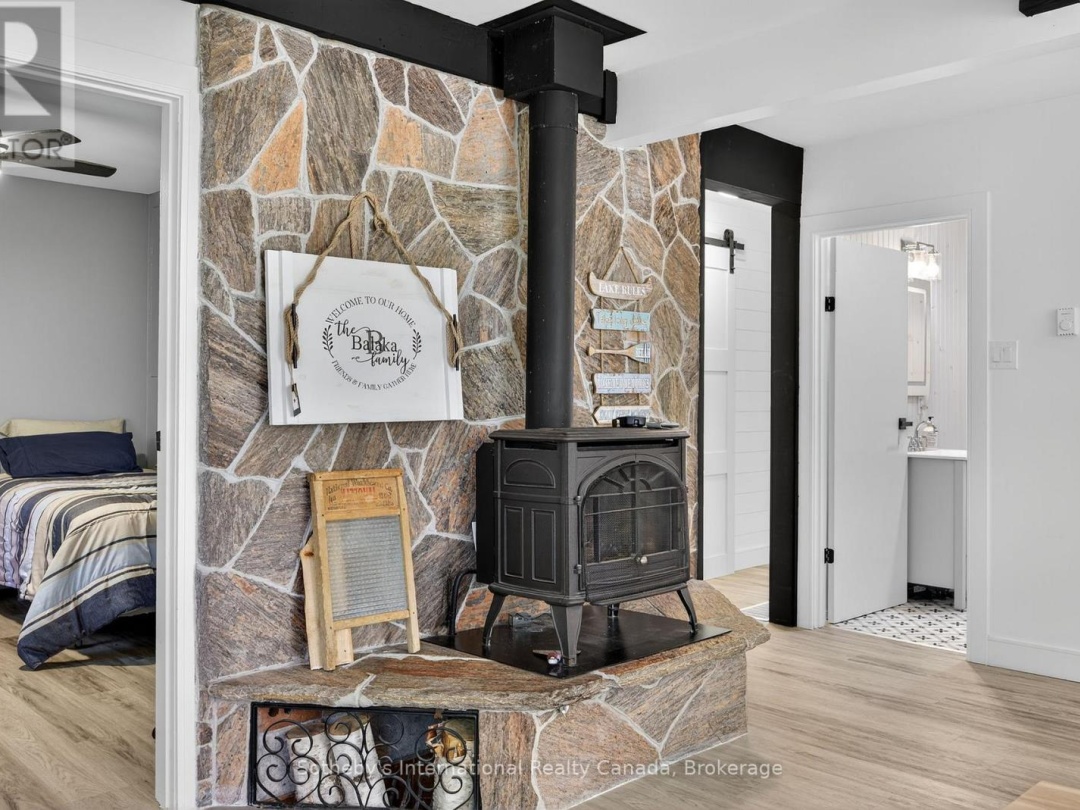 37 BROWNS LAKE ROAD, 