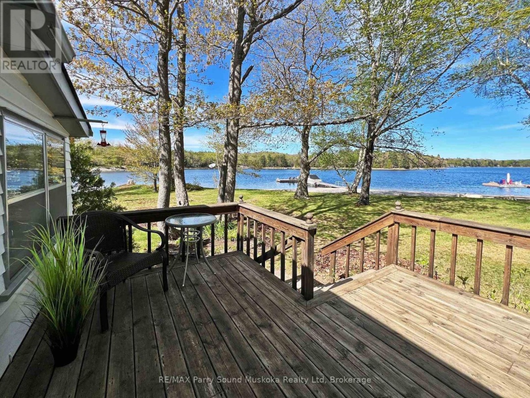 586 Rose Island Drive, Georgian Bay