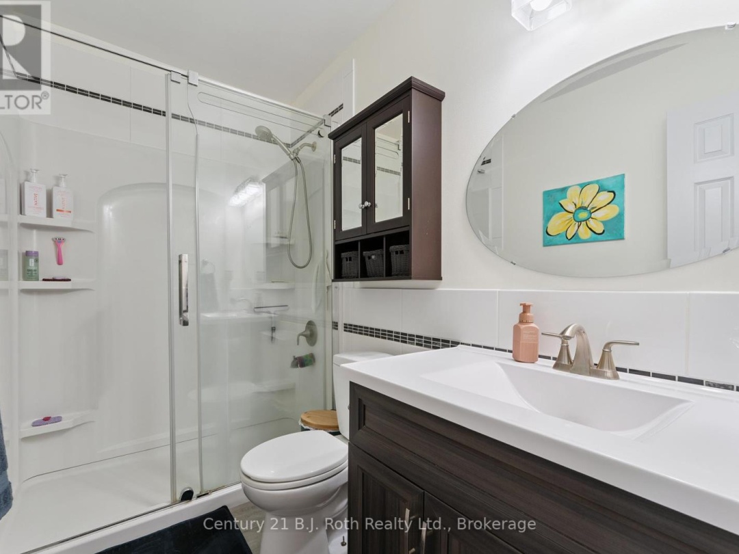 8 AGNES STREET, 