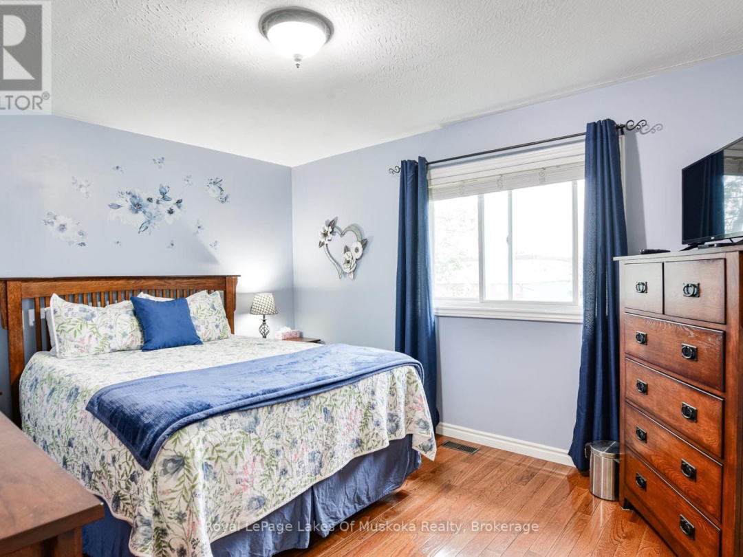 18 KILLDEER CRESCENT, 