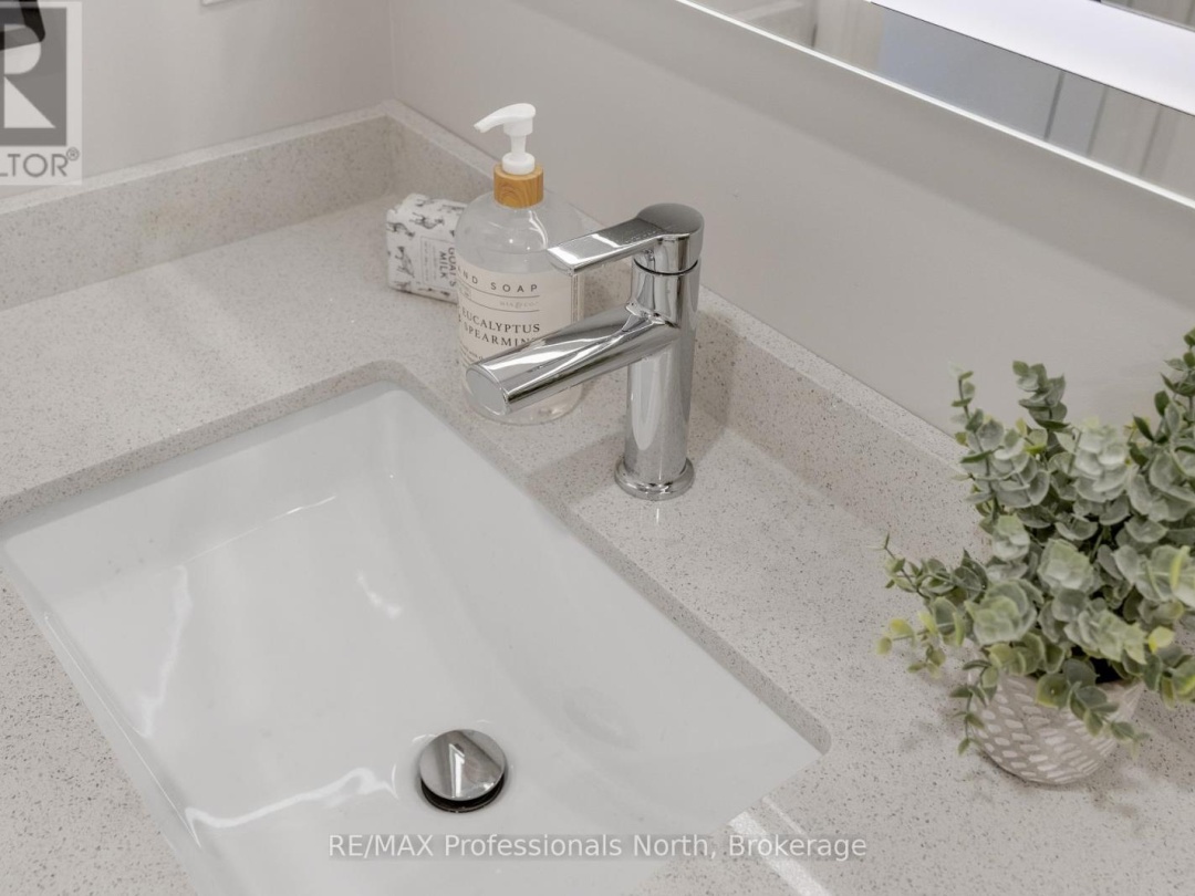 201 - 32 BRUNEL ROAD, 