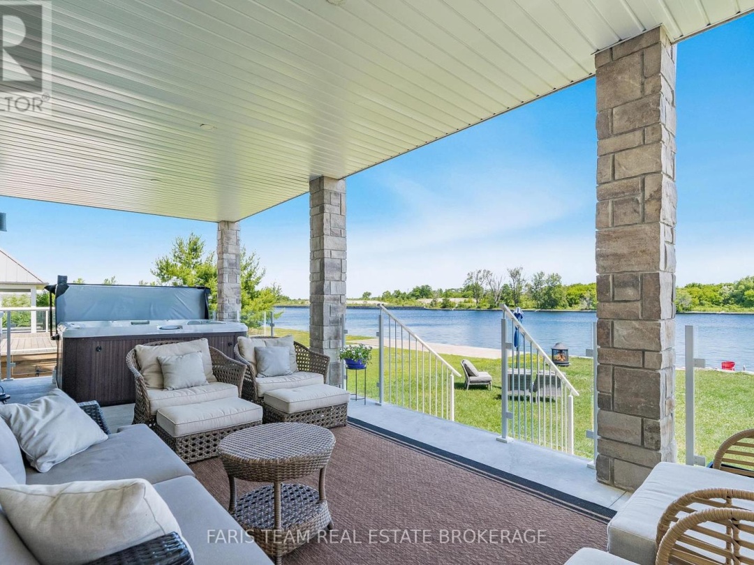 7 DOCK LANE, 