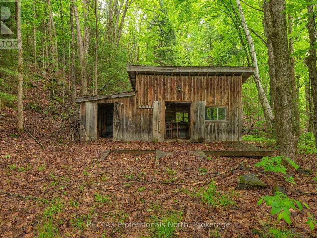 1006 TENNYSON ROAD, 