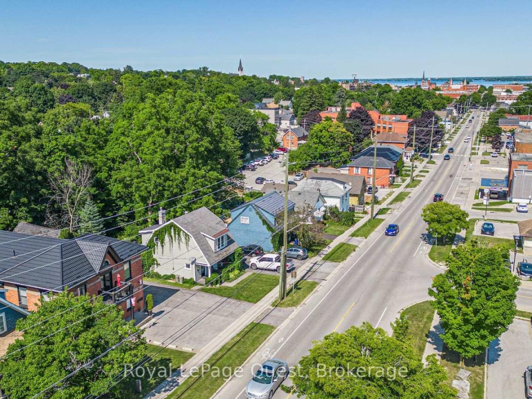 214 Mississaga Street W, Orillia