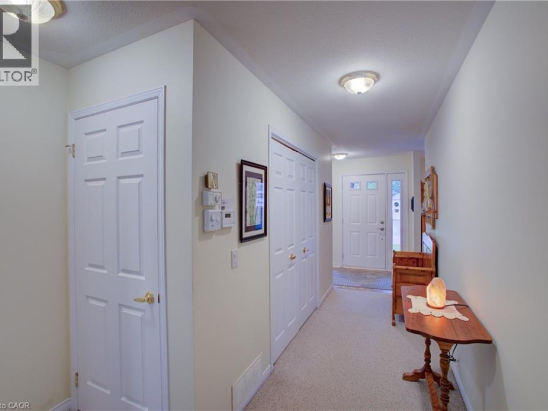 54 SPRINGWOOD Crescent, 