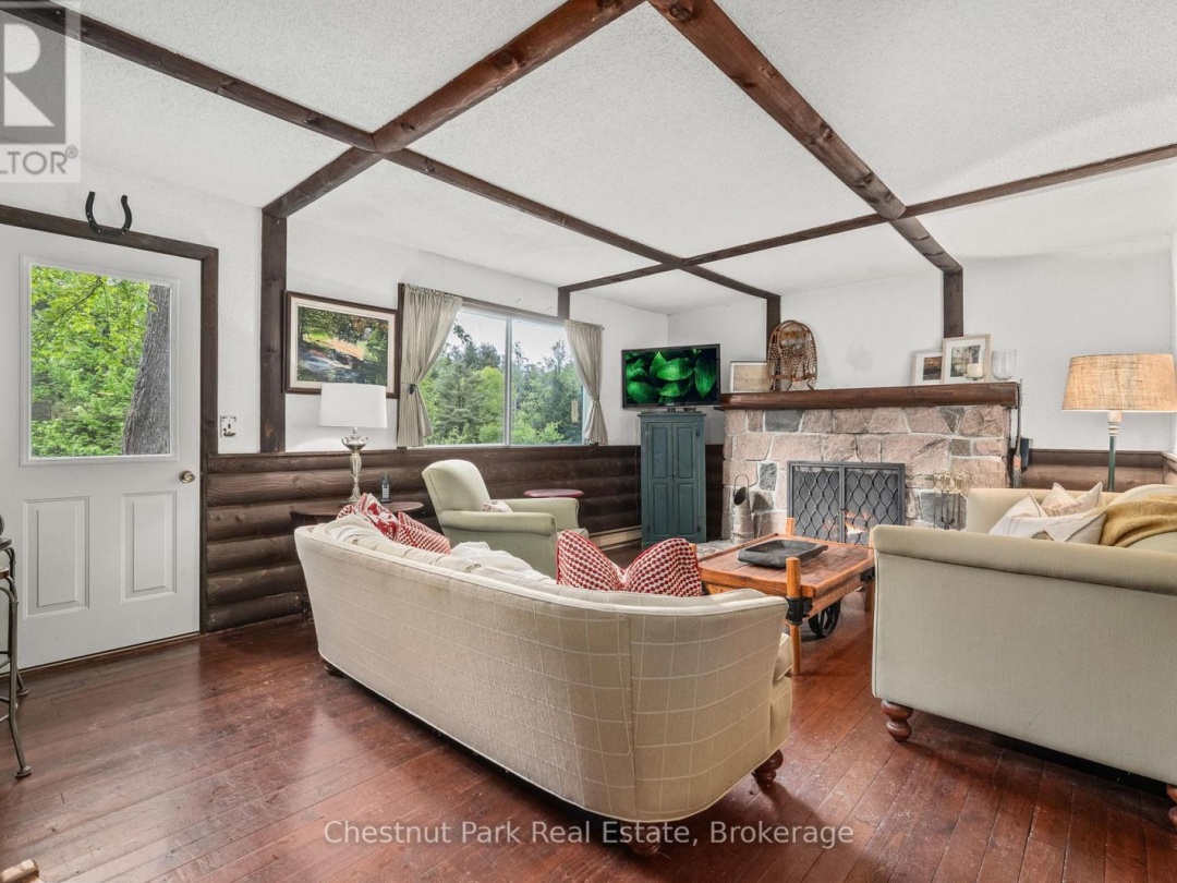 1 & 2 1230 Miriam Drive, Black Lake
