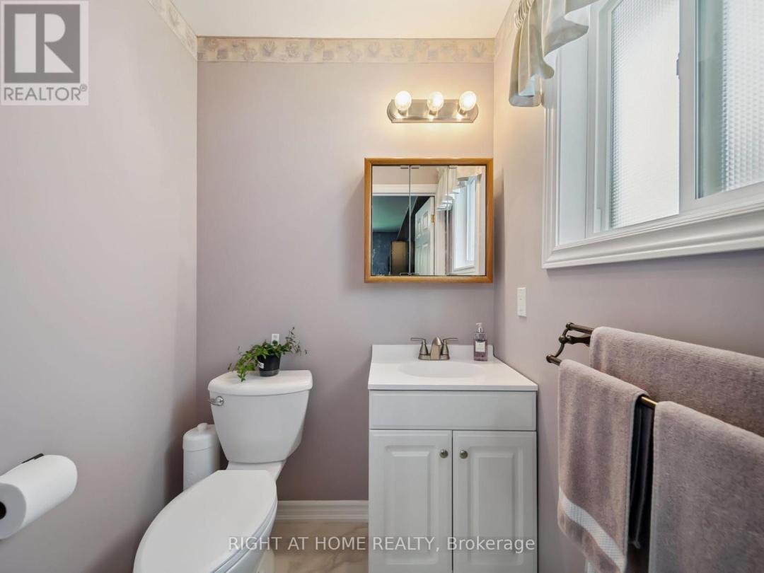 401 GRENVILLE AVENUE, 