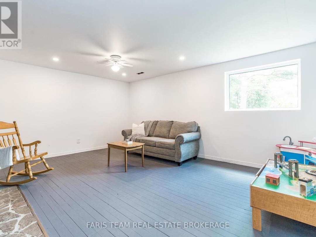1105 FRASERBURG ROAD, 