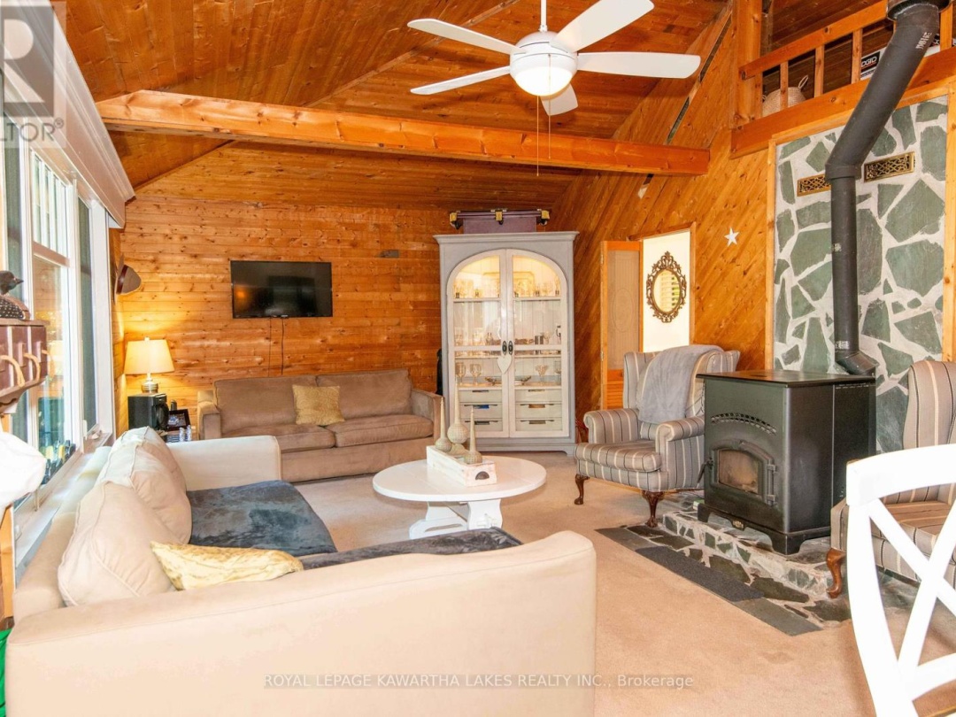 34 Deweys Island, Cameron Lake