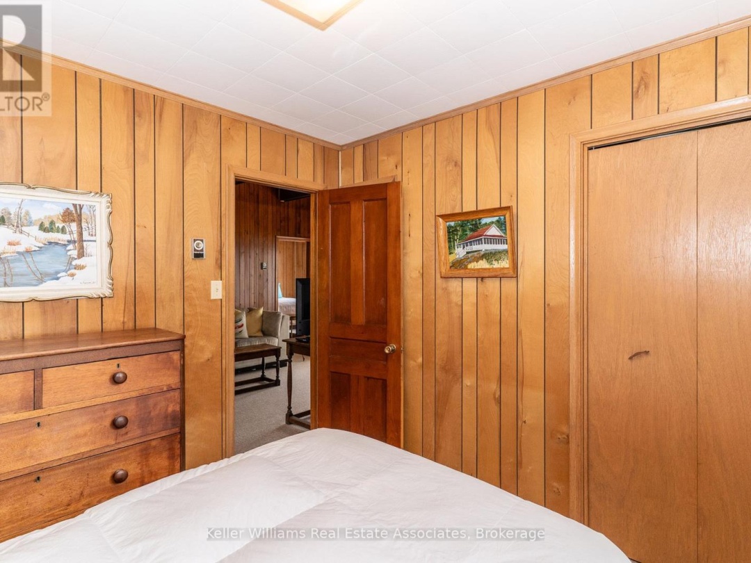 Unit 2 1200 North Shore Drive, Gull Lake