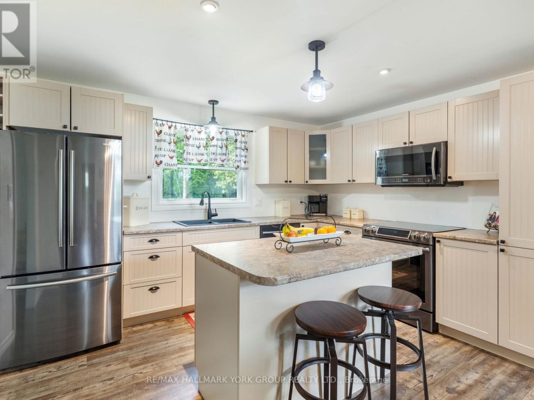 4001 COUNTY 121 ROAD, 