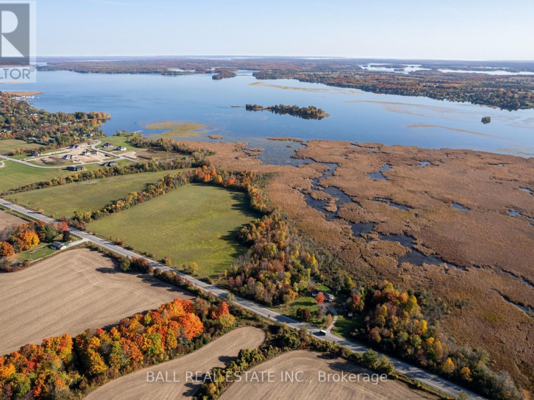 2218 Pigeon Lake Road, Pigeon Lake