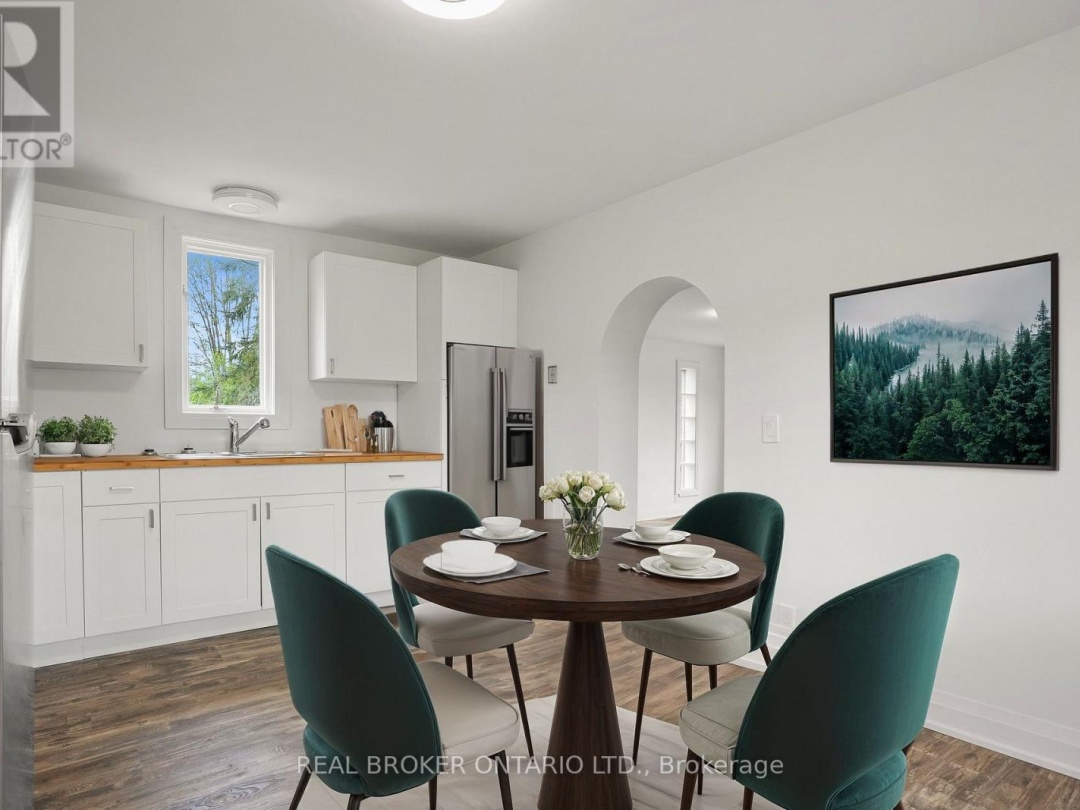 261 PORTAGE ROAD, Canal Lake