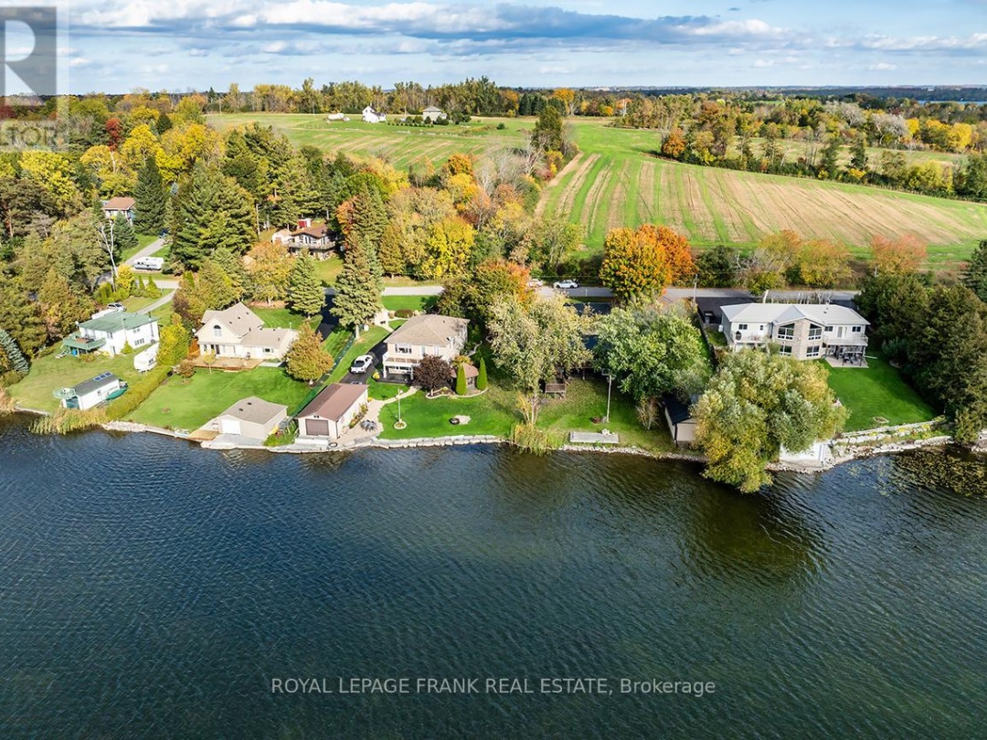 119 OAKDENE CRESCENT, 