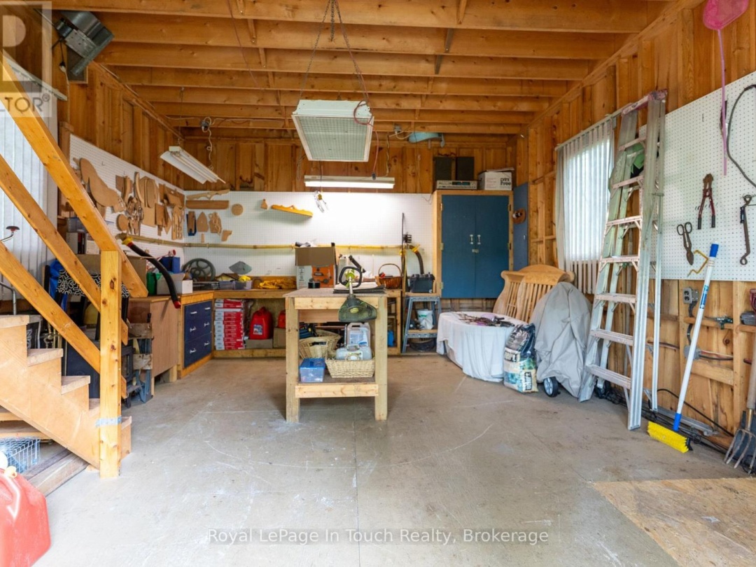 3098 ISLAND 1040, 