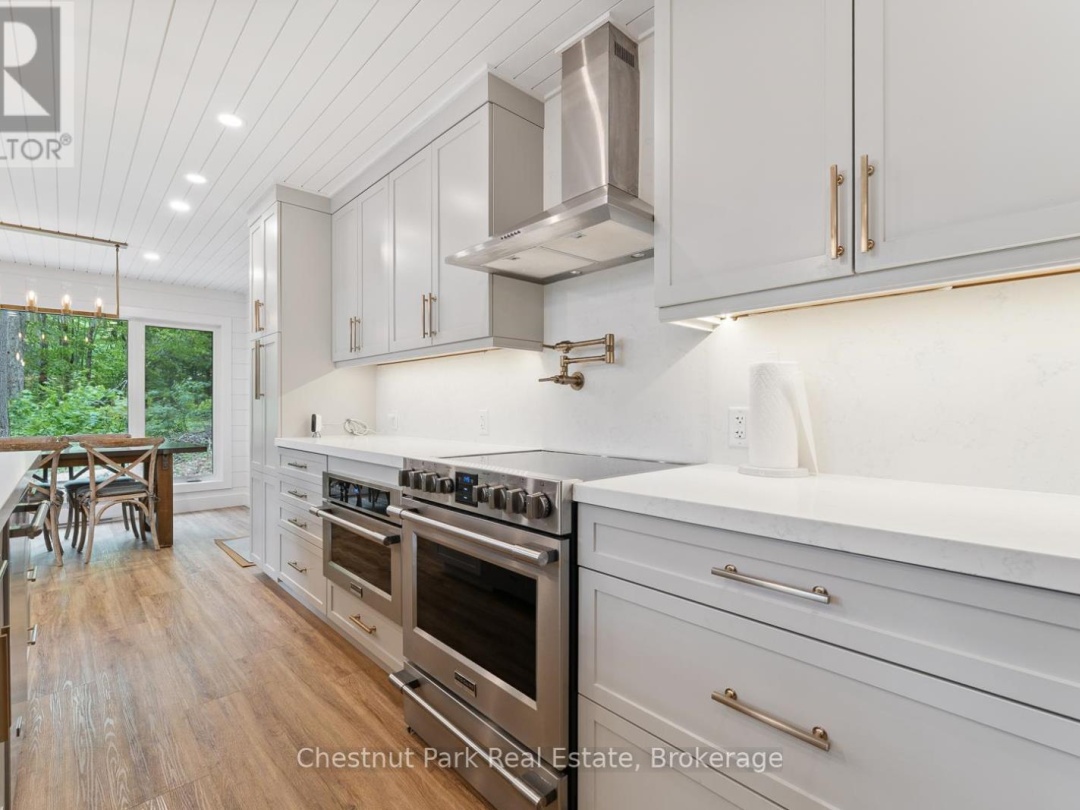 44 MILLER ISLAND, 