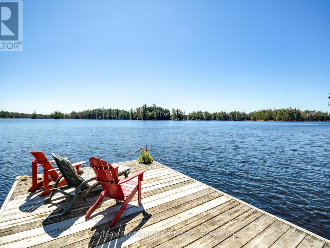 1055 Evanswood Drive, Morrison Lake