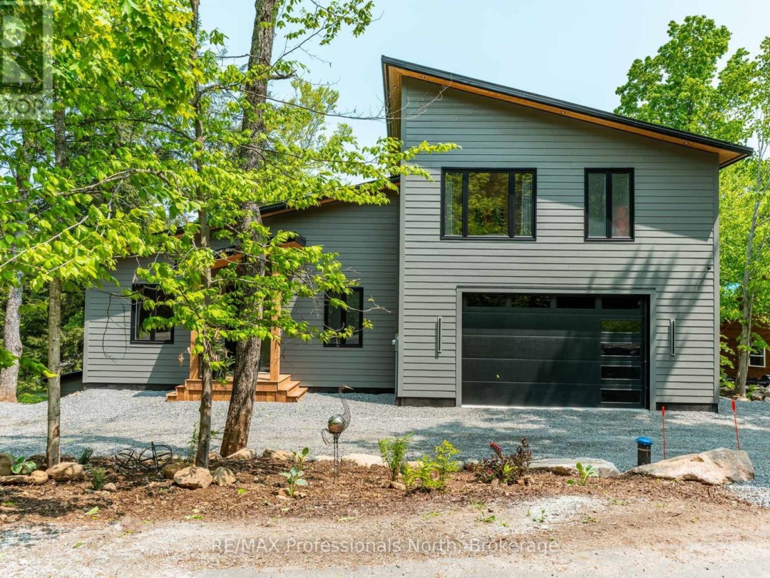1063 Mink Road, Long Lake