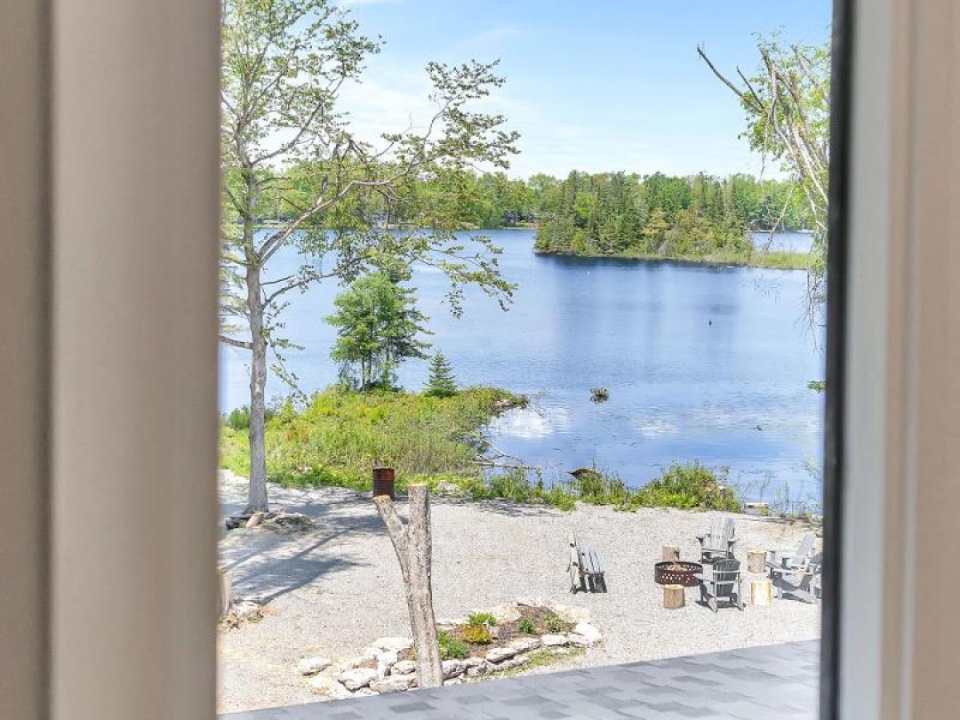 15 Berry Lane, Sturgeon Lake
