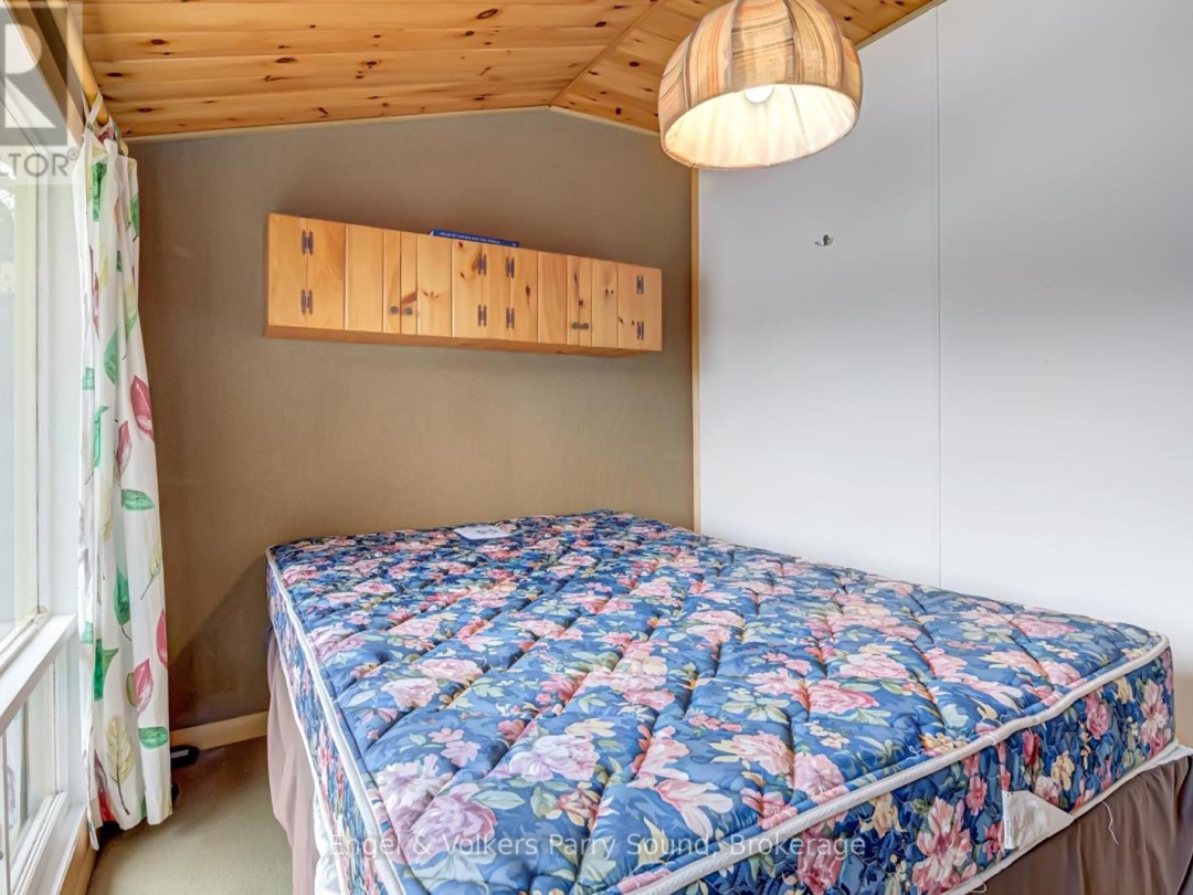 27 Lower Lane, Otter Lake