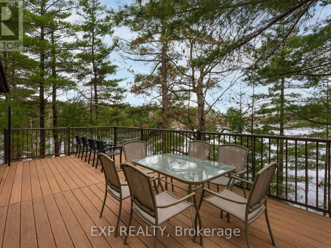 5B SOUTHWELL DRIVE, Horseshoe Lake