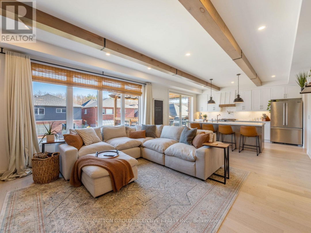 3007 Annalysse Drive, Orillia