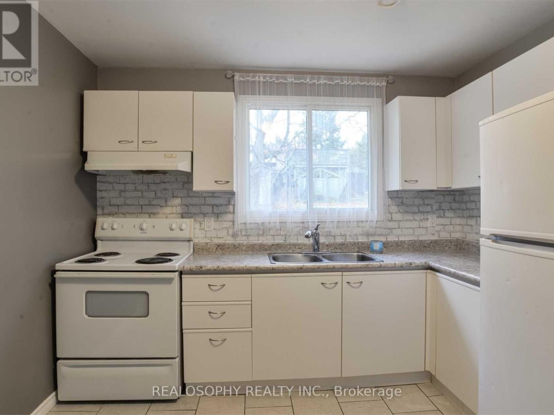 2 Christine Place, Orillia