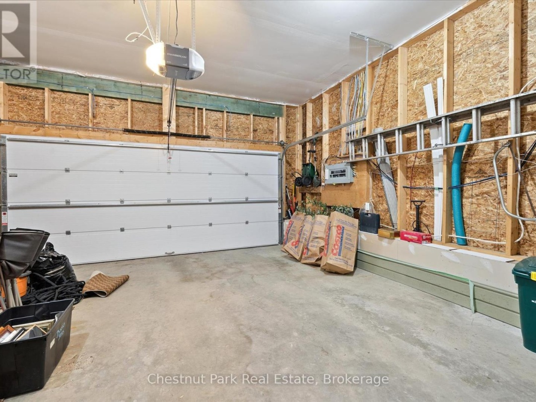 153 PINERIDGE GATE, 