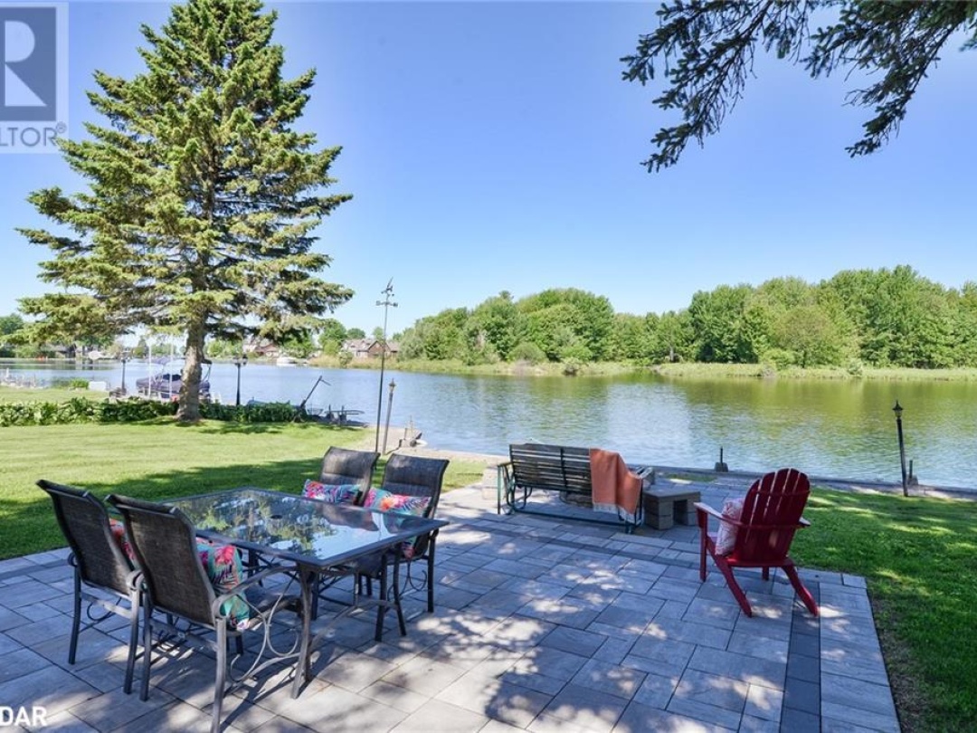 35 OLD INDIAN Trail, 