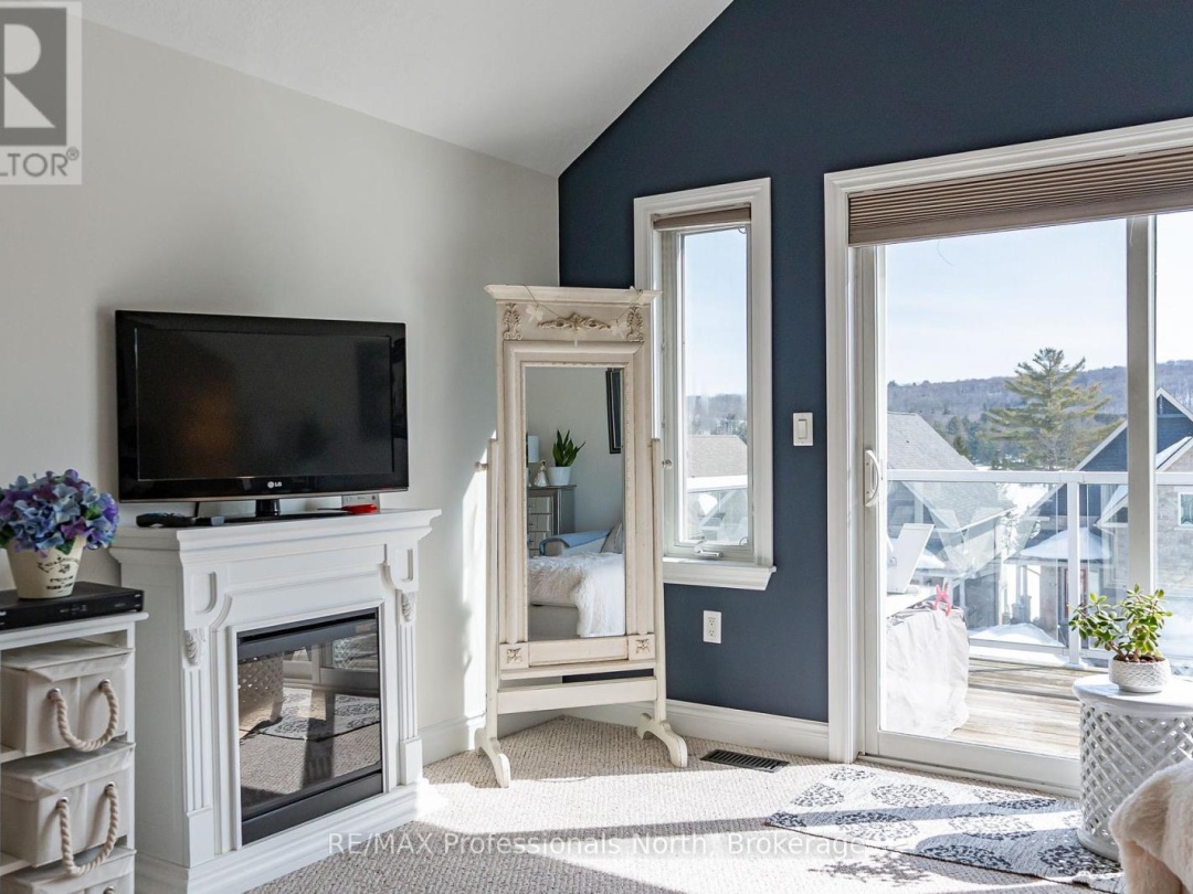 13 - 68 WEBB CIRCLE, 