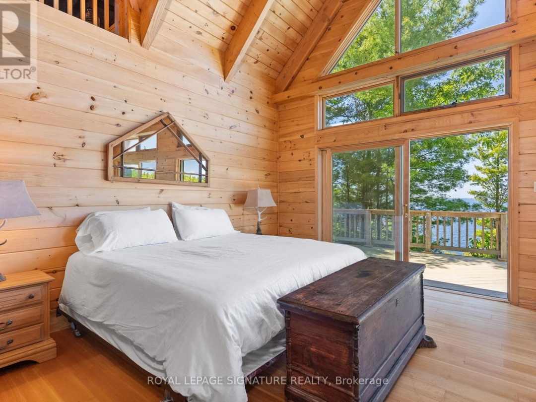 B350 Echo Island, Georgian Bay