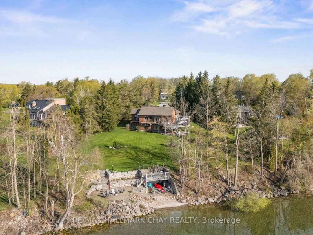 9 BLUERIDGE CRESCENT, Lake Simcoe