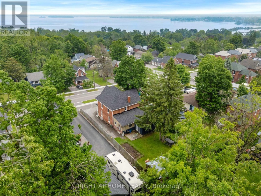 251 LACLIE STREET, 